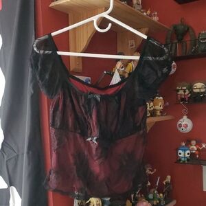 Cosmic Aura Hot Topic Red & Black Lace Crop Top
